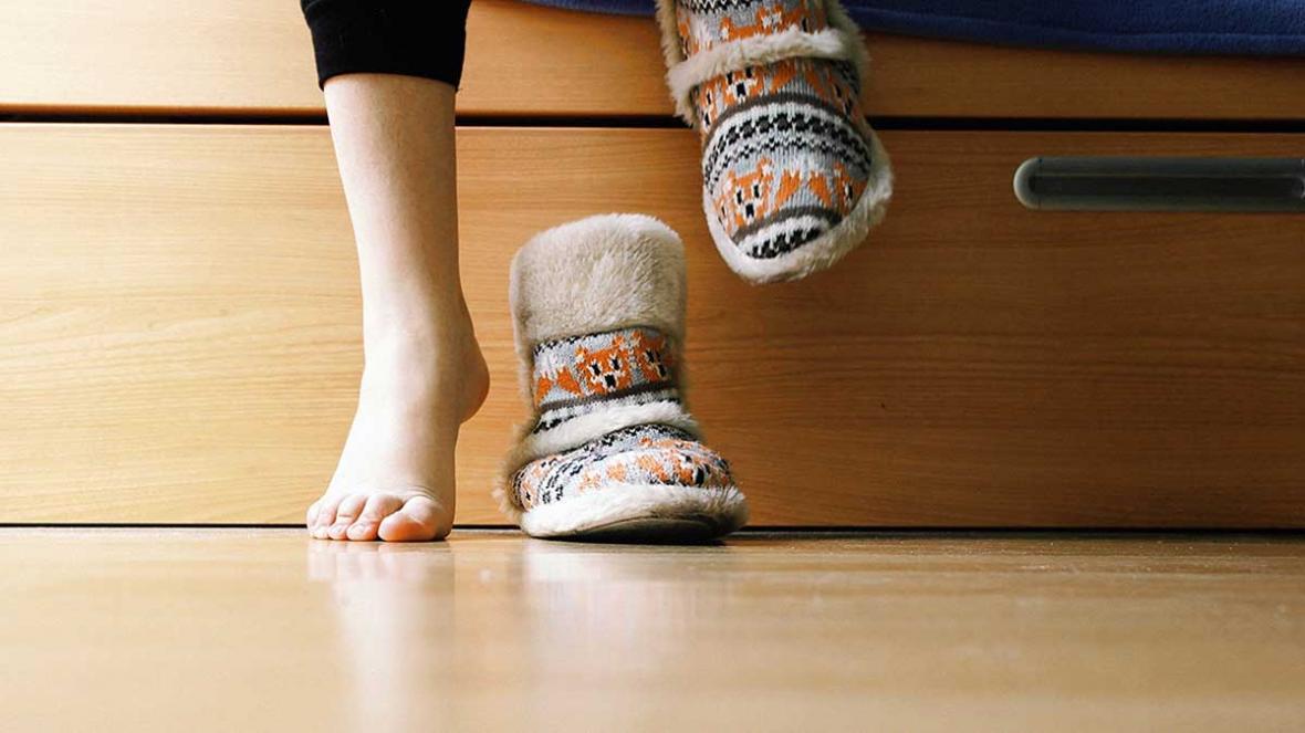 جلوگیری از سرمای کف خانه امکان پذیر است؟ گرمای لذت بخش در زمستان
