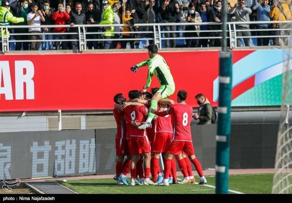 خاتمه شایعات درباره فوتبال ایران با اظهارنظر مسئولان فیفا، تیر کاسبان تعلیق به سنگ خورد