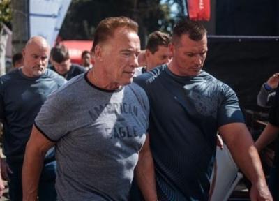 قوی ترین مرد جهان که آرنولد در مقایسه با او ریزنقش است!