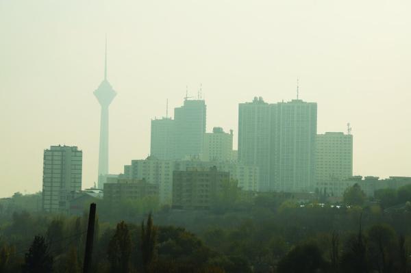 26 روز هوای تهران در مرداد امسال ناسالم بود ، مانور آلاینده ها در آسمان شهر ، چه گروه هایی باید در این شرایط احتیاط کنند؟