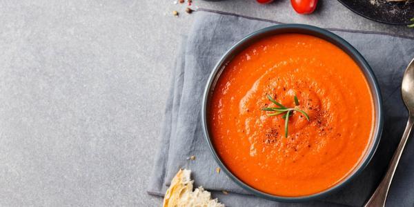 طرز تهیه سوپ گوجه فرنگی میکس شده به روش سرآشپز